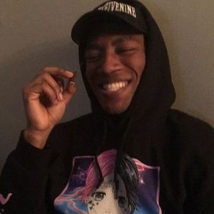 Meet your Posher, Eli